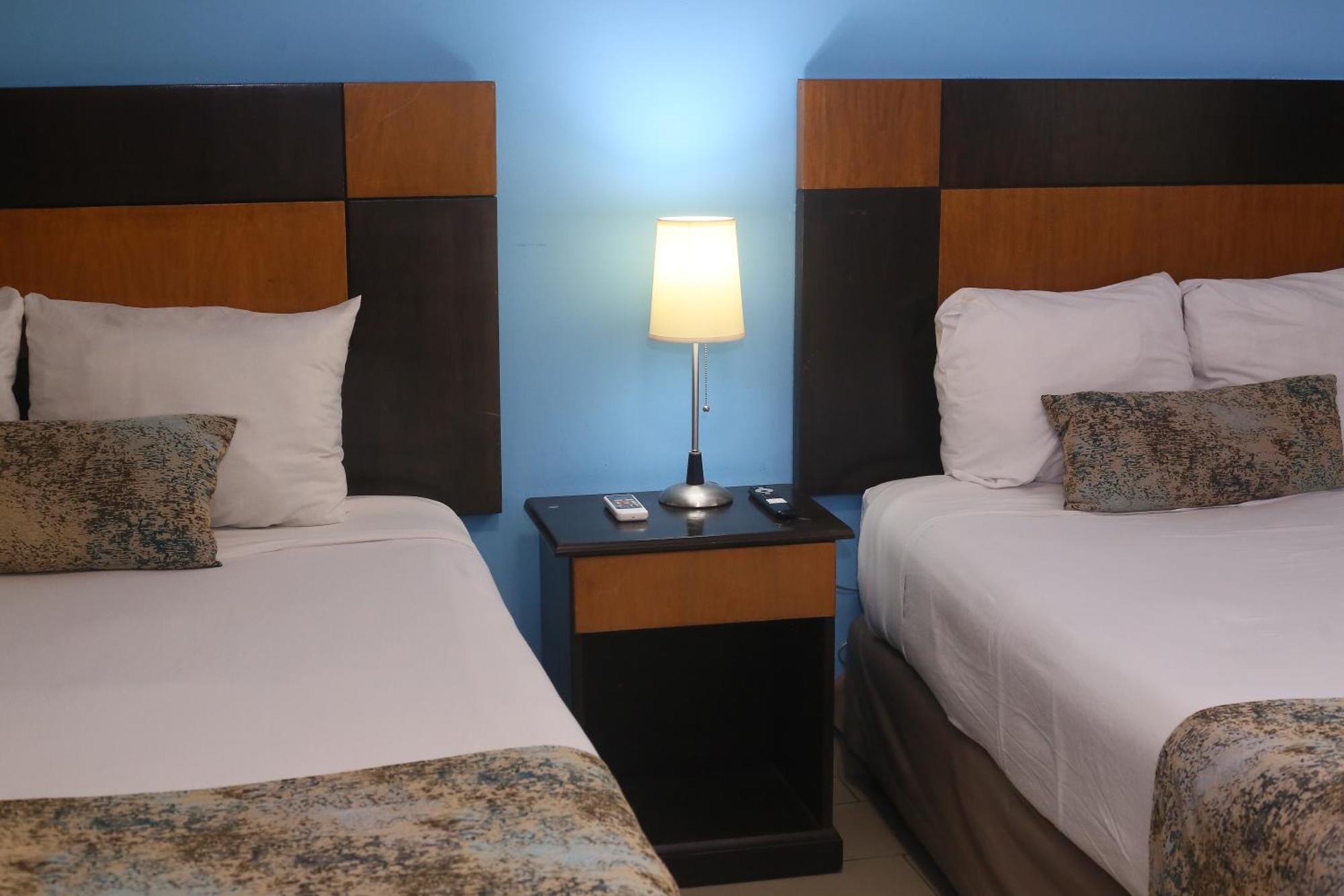 Metro Hotel Panama Экстерьер фото