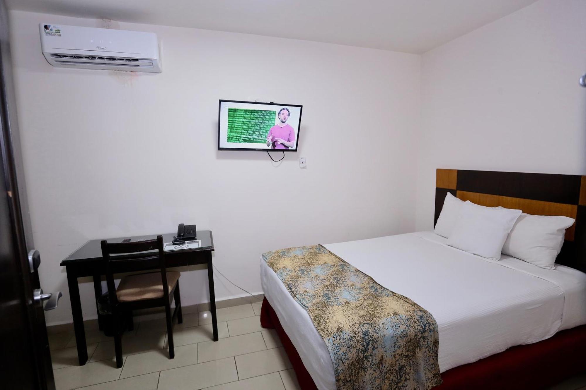 Metro Hotel Panama Экстерьер фото